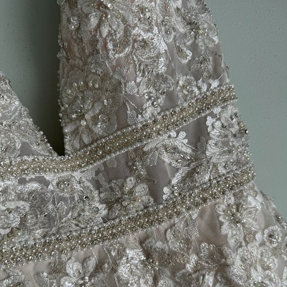 Kleinfeld Allure Wedding Dress